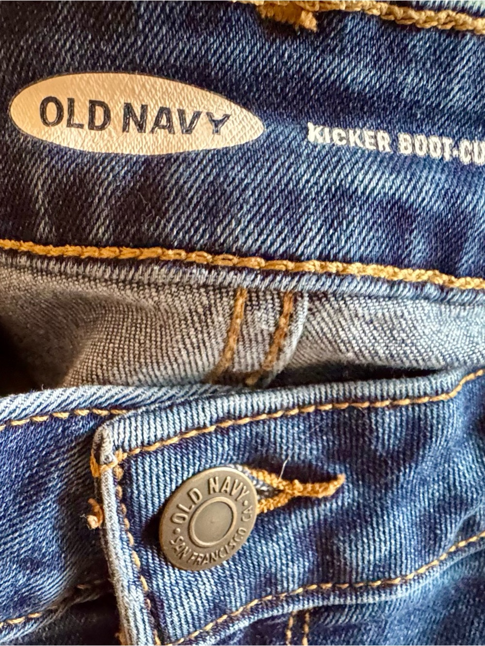 Old Navy Kicker Bootcut Women's Jeans - Picture 3 of 6